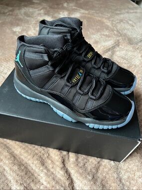 Jordan 11s 'Gamma Blue' (2025)